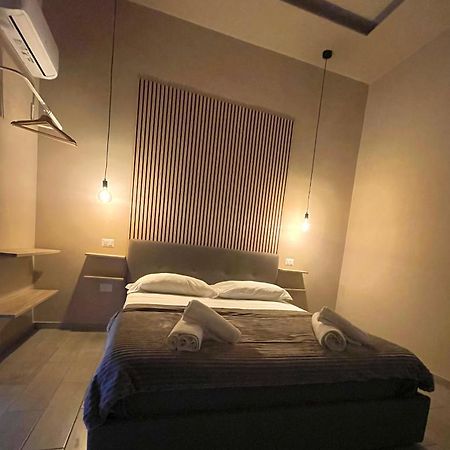 مبيت وإفطار نابولي Valentine'S House المظهر الخارجي الصورة