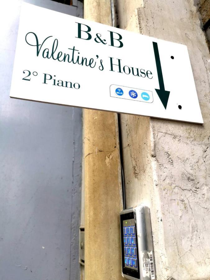 مبيت وإفطار نابولي Valentine'S House المظهر الخارجي الصورة